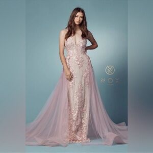 NOX Prom Evening Gown F485 SZ 6 New Pink Blush Gorgeous